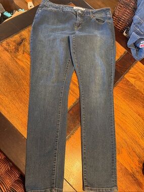 Torrid size 16 T  good used condition jeans
